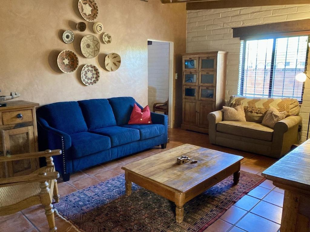 Casa Azul - Cute Centrally Located Adobe With Large Fenced Outdoor Living For Pets And Adults, Non-Smoking Tucson Luaran gambar